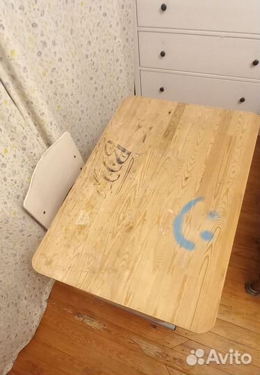 Продам растущую парту и растущий стул