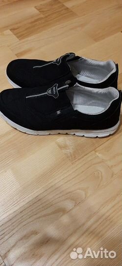 Кроссовки Makfly