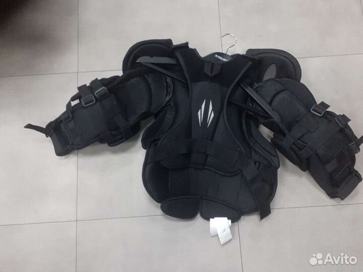 Нагрудник вратаря Bauer supreme S18 S27 JR