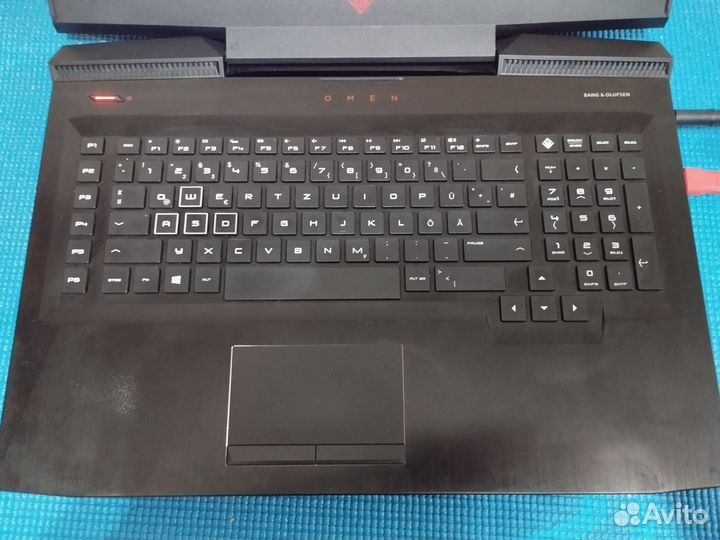 Ноутбук HP omen 17 1070/I7 6/12/16GB/120 Гц