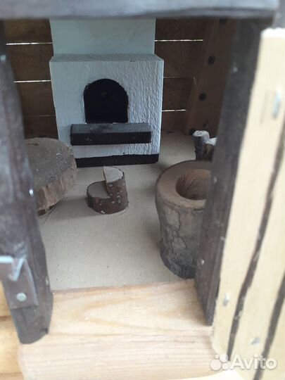 Избушка на курьих ножках