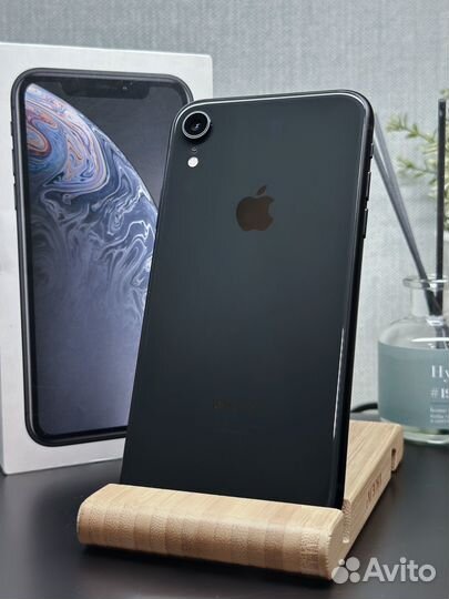 iPhone Xr, 64 ГБ