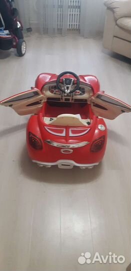 Детский электромобиль