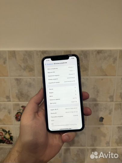 iPhone 11, 64 ГБ