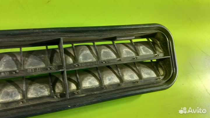 Решётка вентиляционная для Mercedes-Benz W211