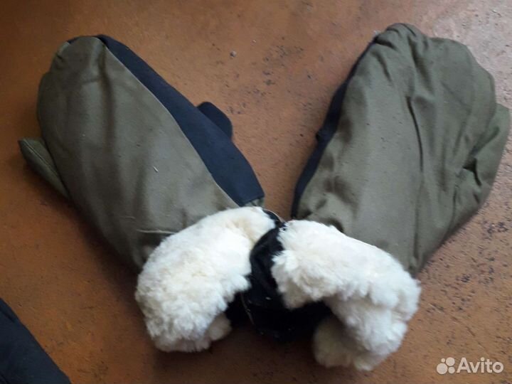 Рукавицы трехпалые меховые СССР