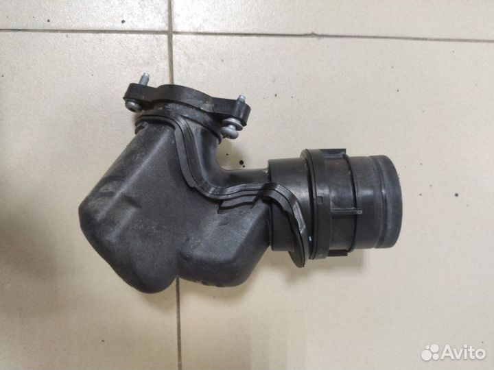 Патрубок воздушного фильтра Skoda Octavia А7 czda