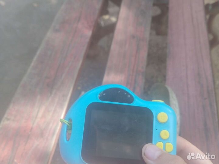 Игрушечный фотоаппарат работает или нет на запчаст