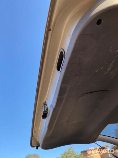 В разборе Hyundai Matrix 1.8 л АКПП 2006 г