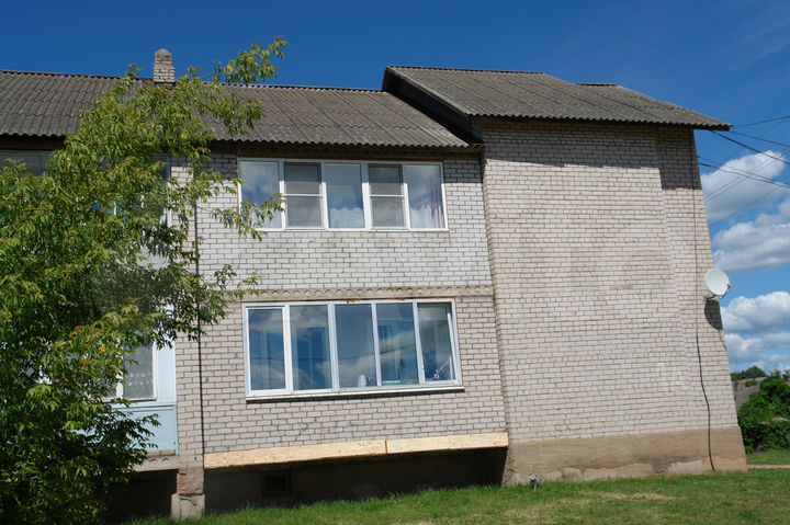 4-к. квартира, 80 м², 2/2 эт.