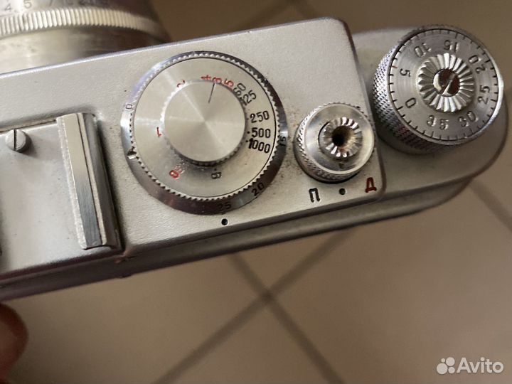 Плёночный фотоаппарат Зоркий 4