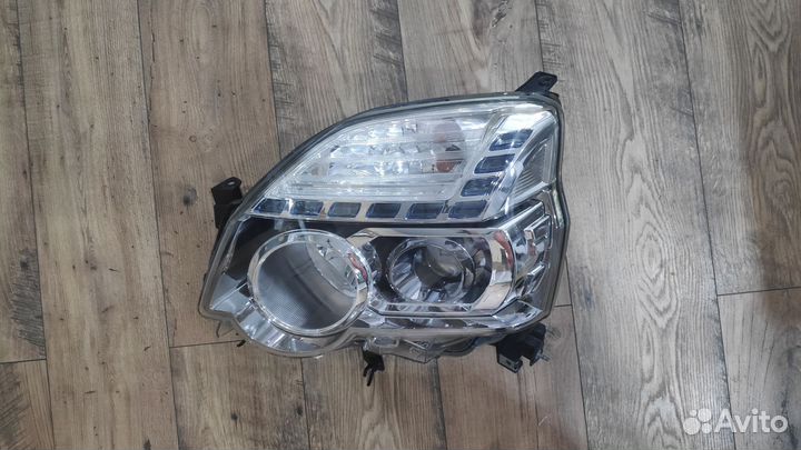 Фара на nissan хтреил т31 рестайл