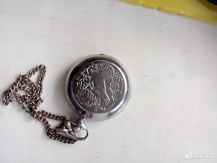 Механические часы стрела