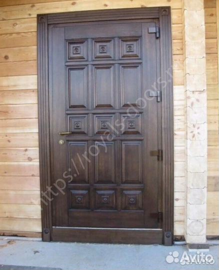 Элитная металлическая дверь из массива дерева