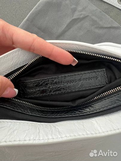 Сумка Balenciaga Le Cagole XS Flap Shoulder Bag