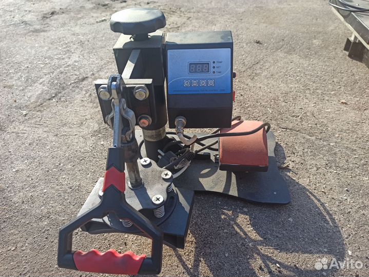 Оборудование для накатки футболок, бейсболок