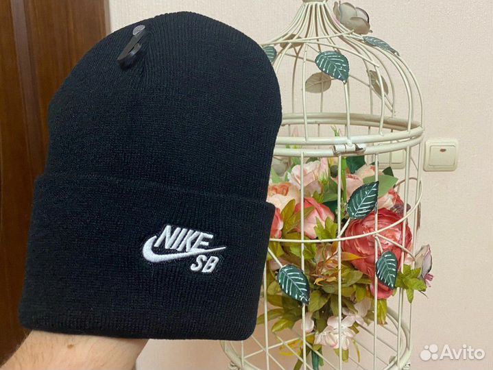 Набор Шапка и перчатки найки