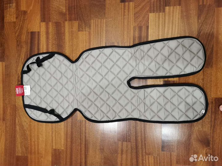 Вкладыш в коляску и санки