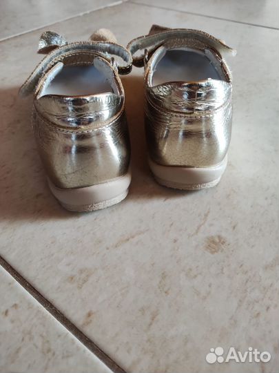 Туфли для девочки 26