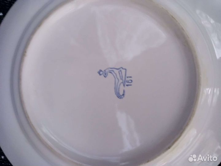 Тарелки плоские