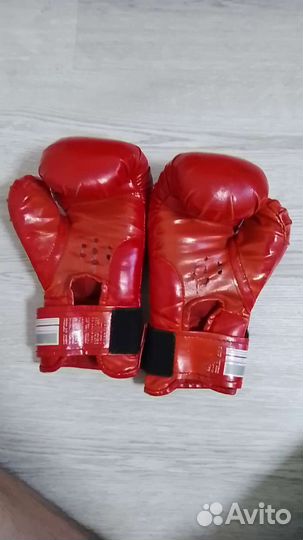 Боксерские перчатки 11-13 лет