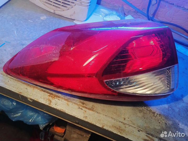 Фонарь наружный задний левый Hyundai Tucson 3 2015