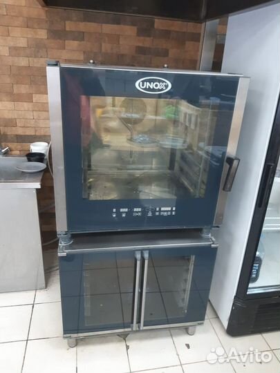 Конвекционная печь Unox
