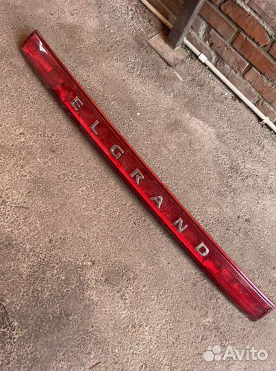 Накладка на багажник nissan elgrand