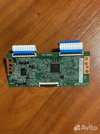 TD-000L st4251d02-1 от HEC r1 43s 4k