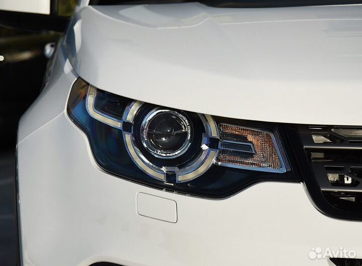 Стекло правой фары LR Discovery Sport 1 2014-2019