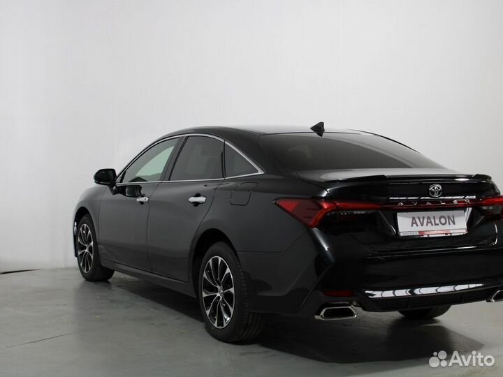 Toyota Avalon 2.5 AT, 2022