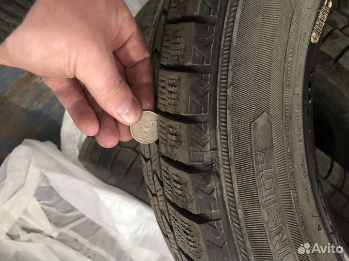 Dunlop Winter Maxx 215/60 R16