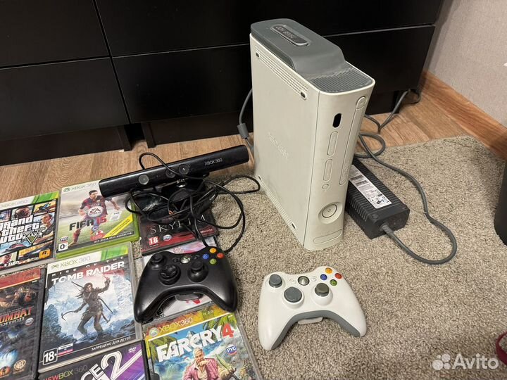 Xbox 360 LT3.0 (2 gamepad+kinect+11 игр)