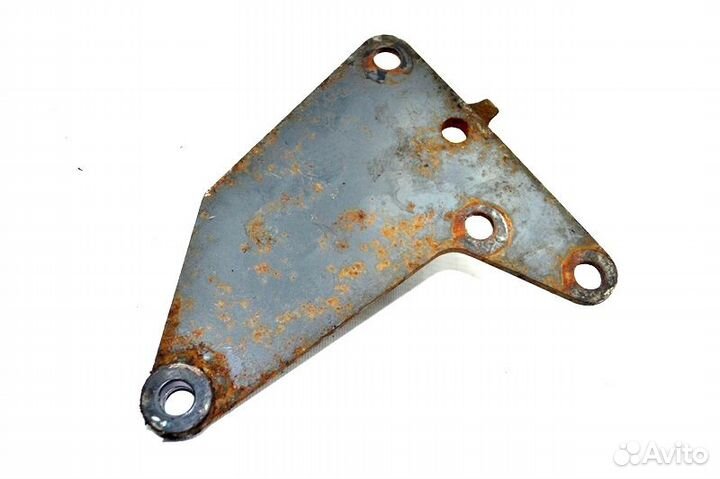 Кронштейн амортизатора кабины, передний левый merc