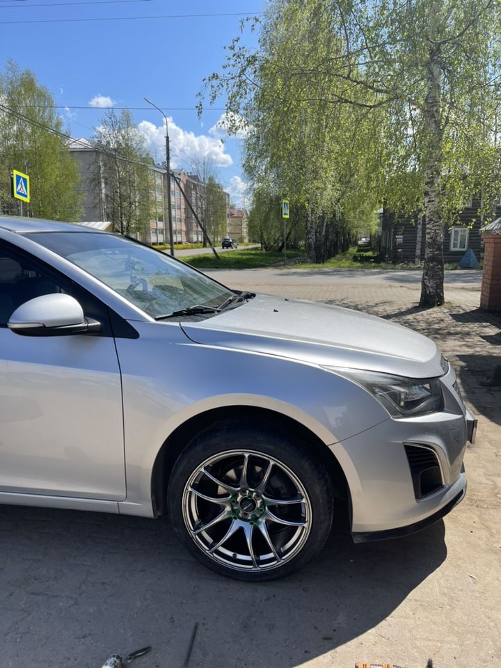 Chevrolet Cruze: фото владельца