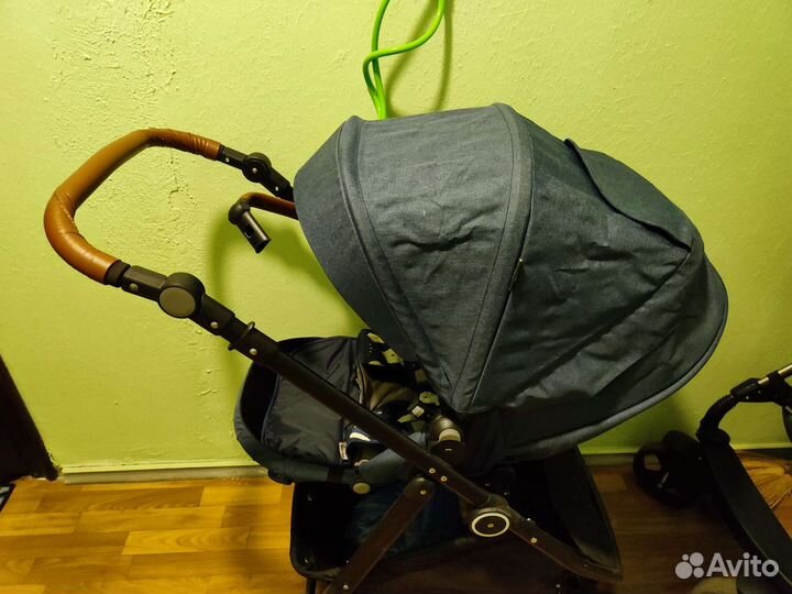 Прогулочная коляска 2 в1