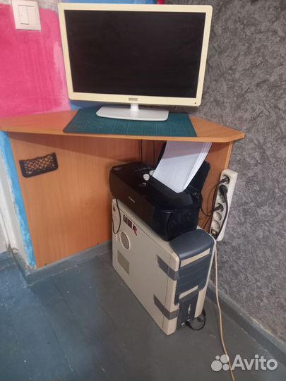 Компьютерный стол бу