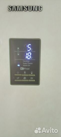 Холодильник samsung NO frost