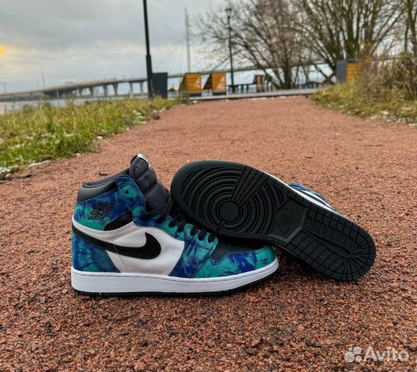 Nike Air Jordan 1 High Tie Dye