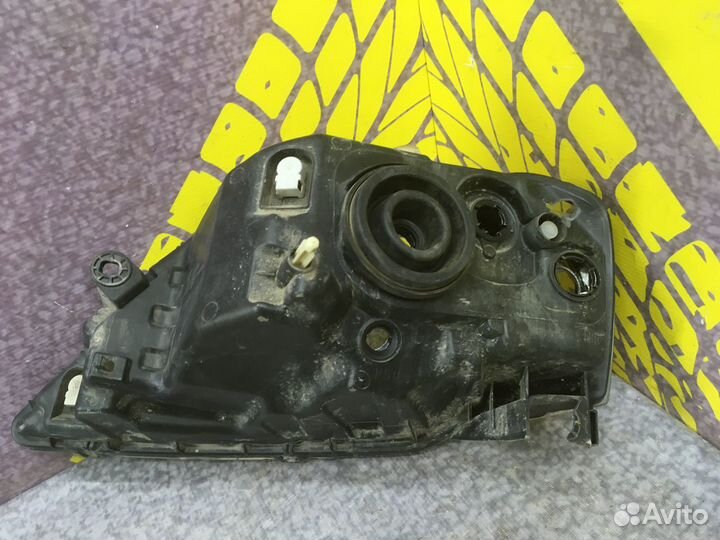 Фара передняя правая Ларгус Логан с 2010г