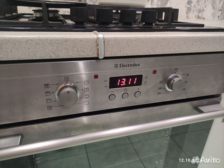 Духовой шкаф electrolux