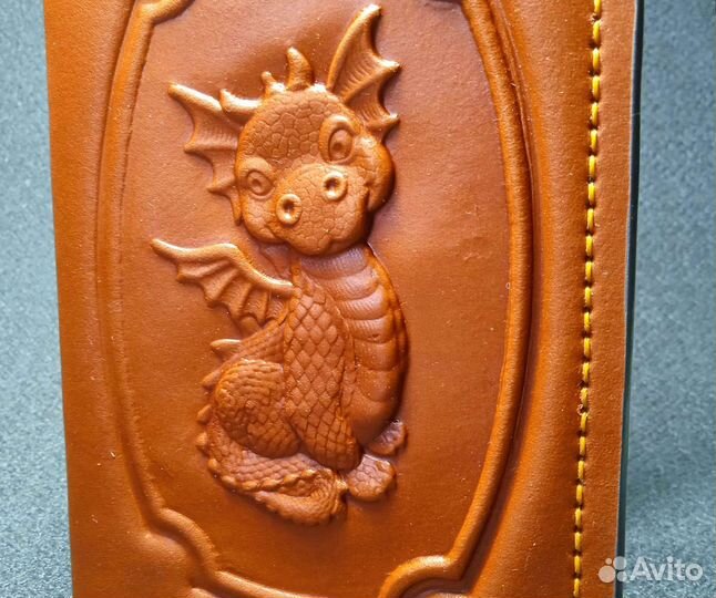 Кожаная обложка для документов 