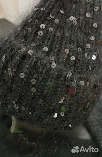 Шапка из пуха норки с королевскими пайетками