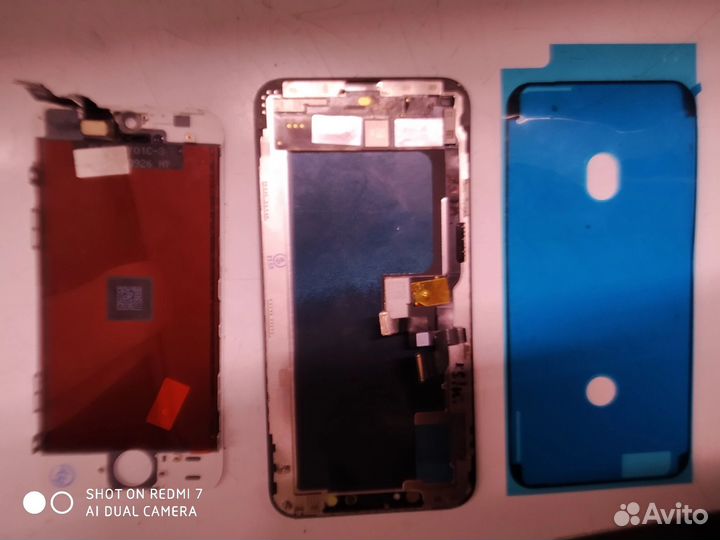 Дисплей на iPhone xs и 5 s