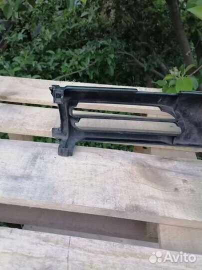 Решетка радиатора Nissan Primera P10