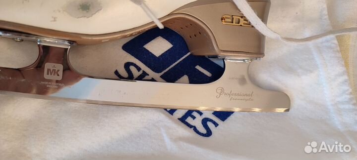 Фигурные коньки edea chorus