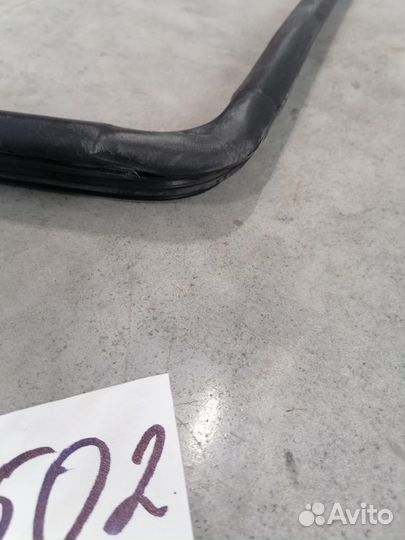 Уплотнитель проема двери задней левой Chery T11 20