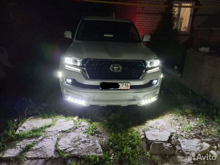 Обвес Toyota Land Cruiser 200 Wald