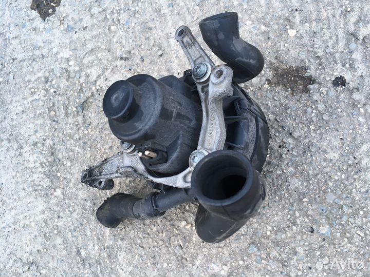 Насос воздушный для Mercedes M272 M273