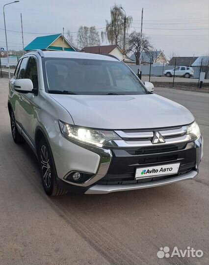 Mitsubishi Outlander 2.0 CVT, 2018, 69 800 км